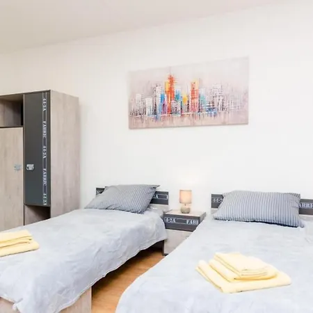 Apartment Midnight City - Studio With Balcony And City View *